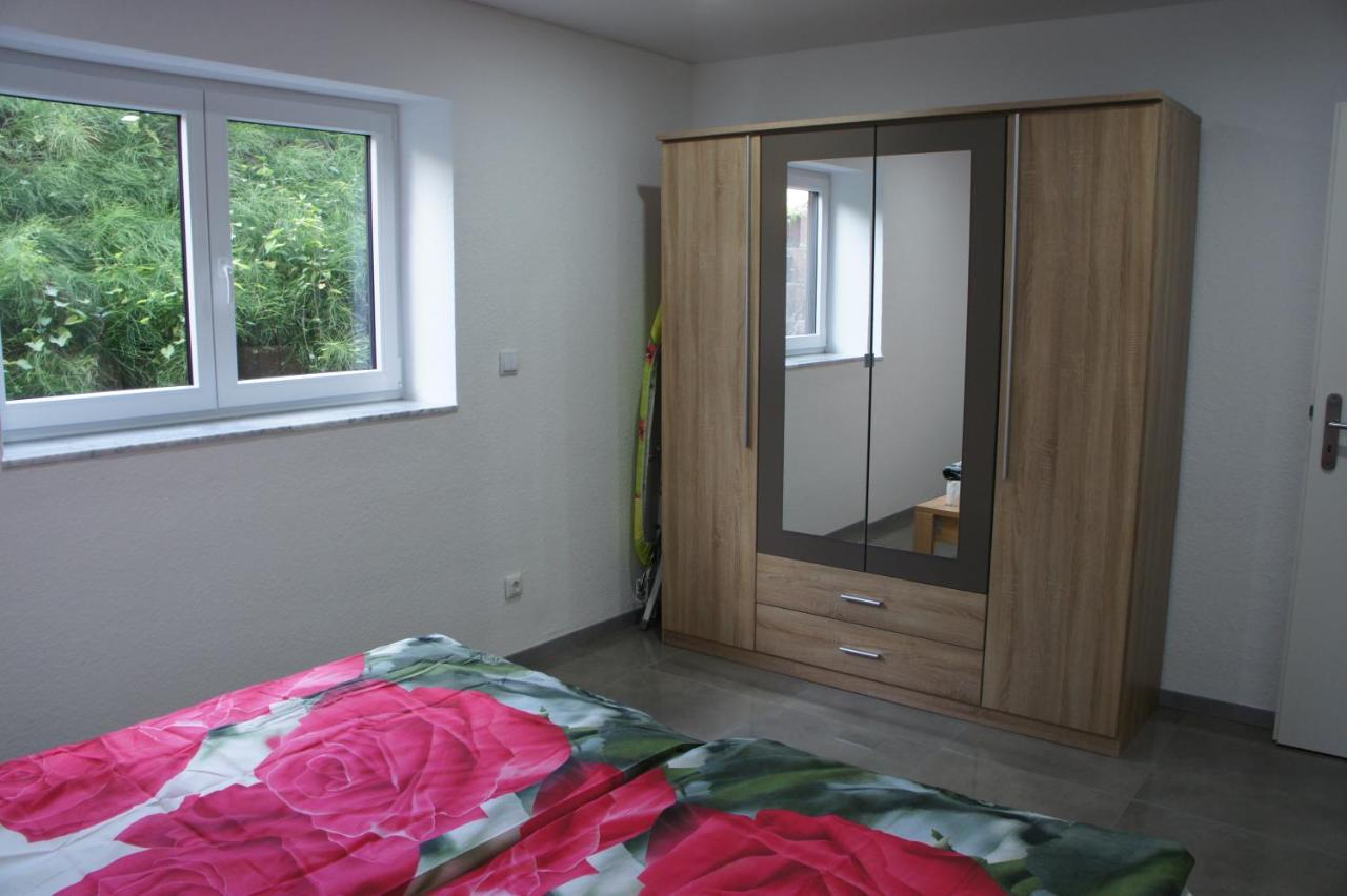 2- Zimmer-Wohnung Weilerswist Екстер'єр фото